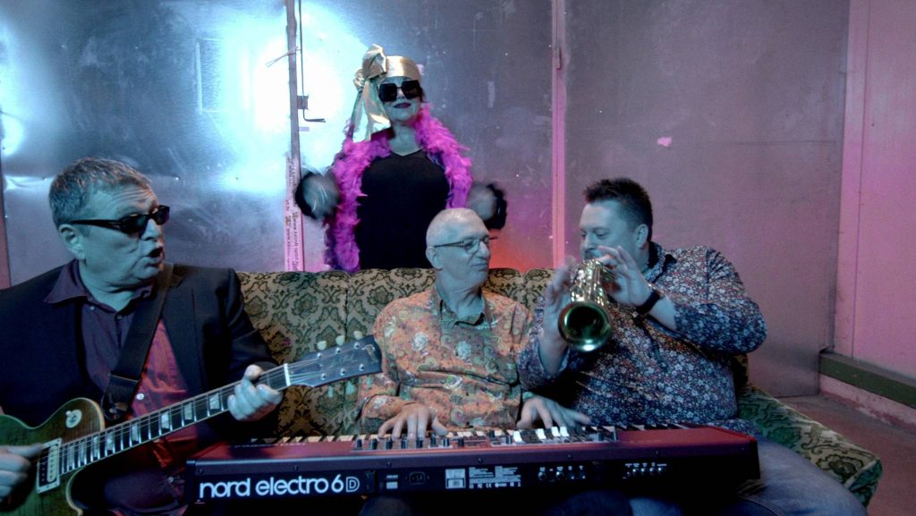 the bastardz & zdenka kovačiček, mama funky