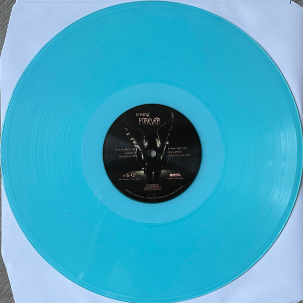 BARRETT NESSA - YOUNG FOREVER LP, Limited Edition, Translucent Light Blue vinyl - Slika 2