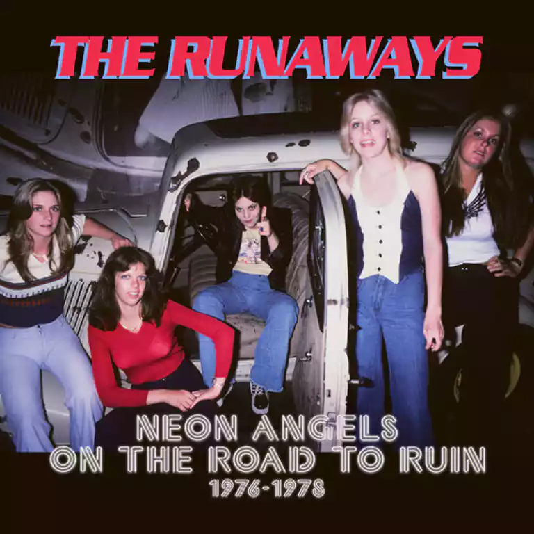 RUNAWAYS - NEON ANGELS ON THE ROAD TO RUIN 1976-1978 CD5